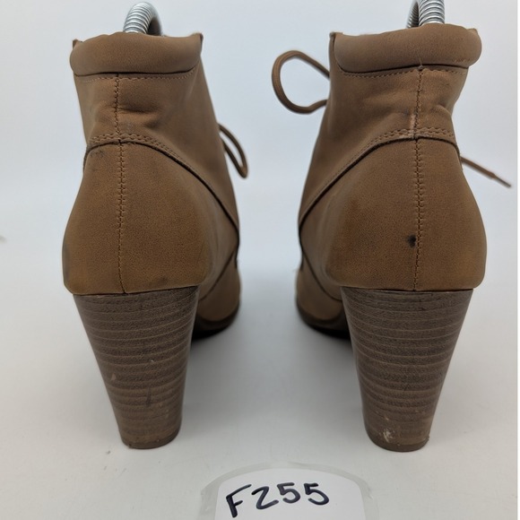 Andiamo Women's Tan Lace Up Chunky Heel Ankle Boots Size 8M - Picture 8 of 16